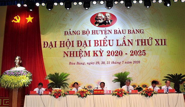 Đoàn Chủ tịch Đại hội Đại biểu lần thứ XII, nhiềm kỳ 2020-2020 