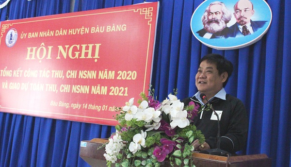 Ông Võ Thành Giàu - Chủ tịch UBND huyện phát biểu chỉ đạo tại Hội nghị