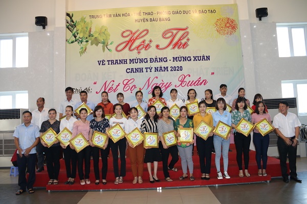 Huyện Bàu Bàng gần 400 học sinh tham gia Hội thi vẽ tranh mừng Đảng, mừng xuân Canh Tý 2020