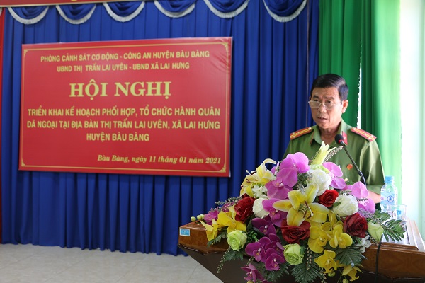 Phòng Cảnh sát cơ động tỉnh Bình Dương tổ chức hành quân dã ngoại tại huyện Bàu Bàng