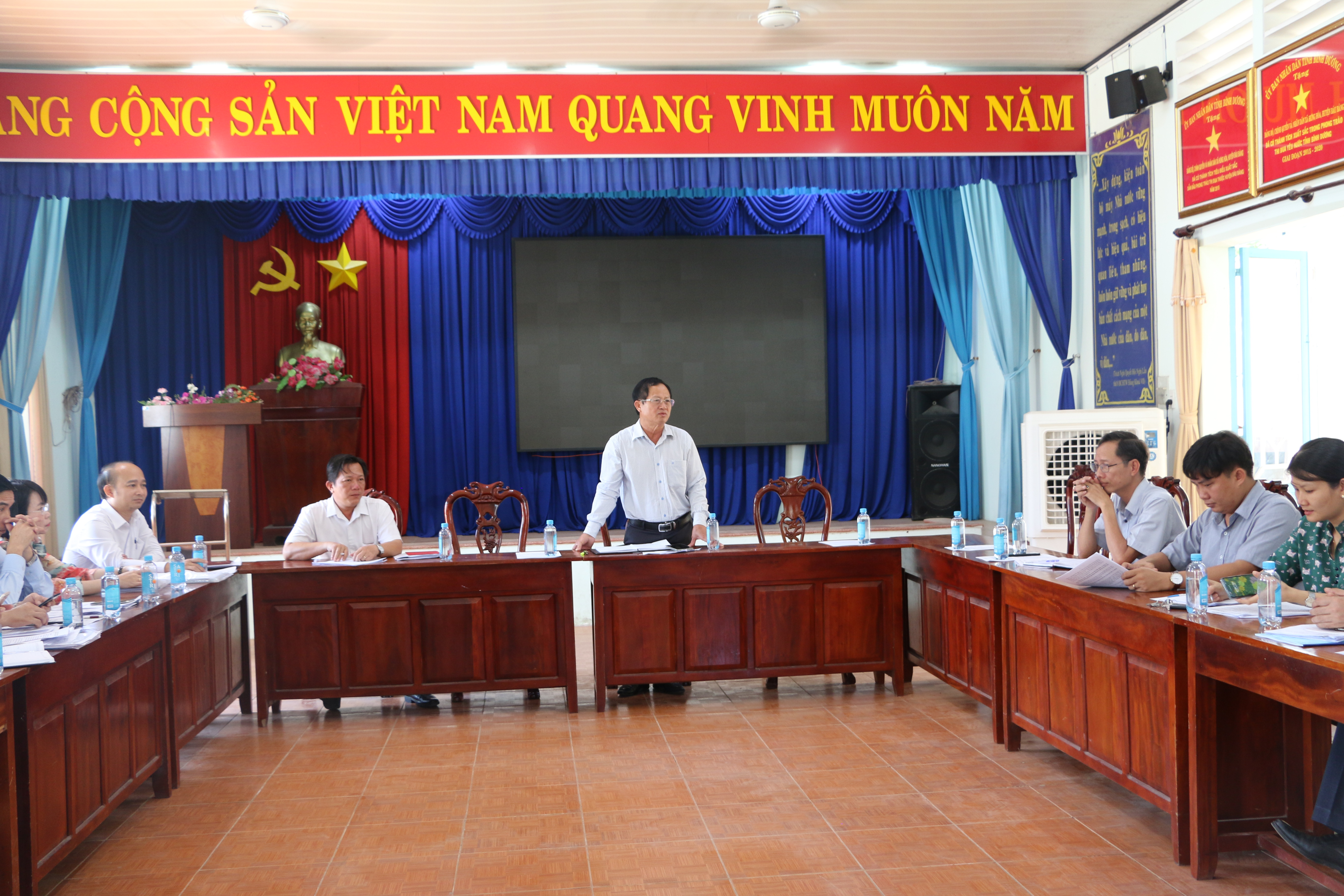 Đoàn kiểm tra Huyện ủy kiểm tra tại xã Hưng Hòa
