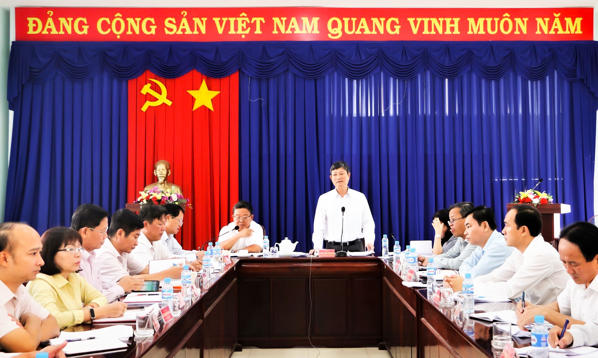 Thường trực tỉnh ủy thăm và làm việc với huyện Bàu Bàng