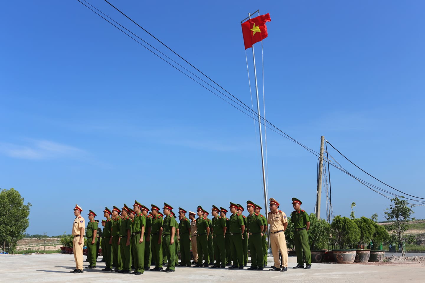Công an huyện Bàu Bàng phát huy truyền thống 76 năm ngày thành lập công an nhân dân Việt Nam (19-8-1945-19-8-2021)