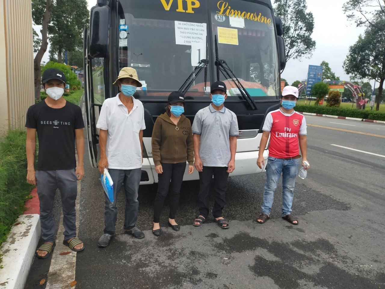 Bàu Bàng hỗ trợ đưa 12 công dân về tỉnh Phú Yên