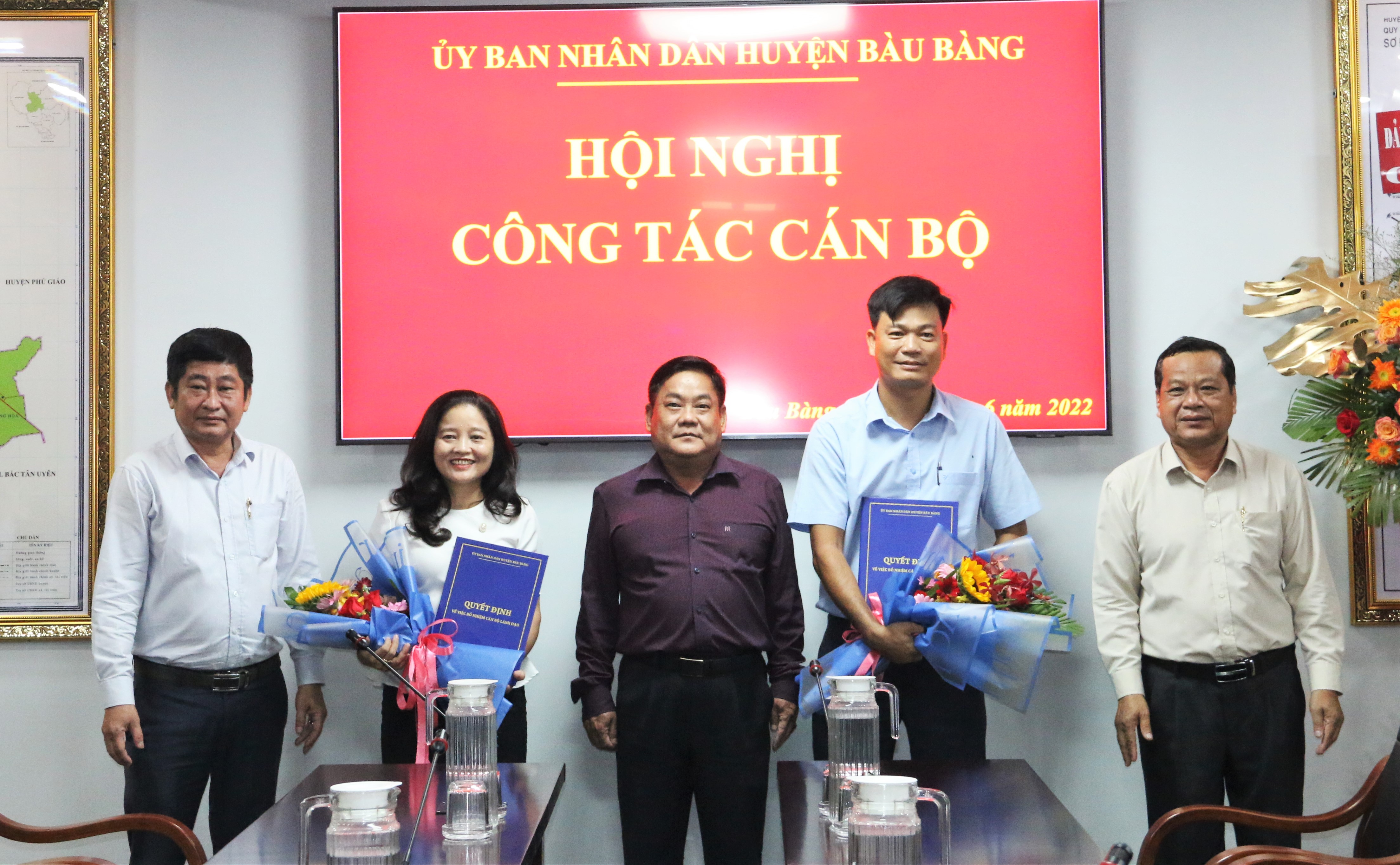 UBND huyện Bàu Bàng tổ chức lễ công bố Quyết định về công tác cán bộ