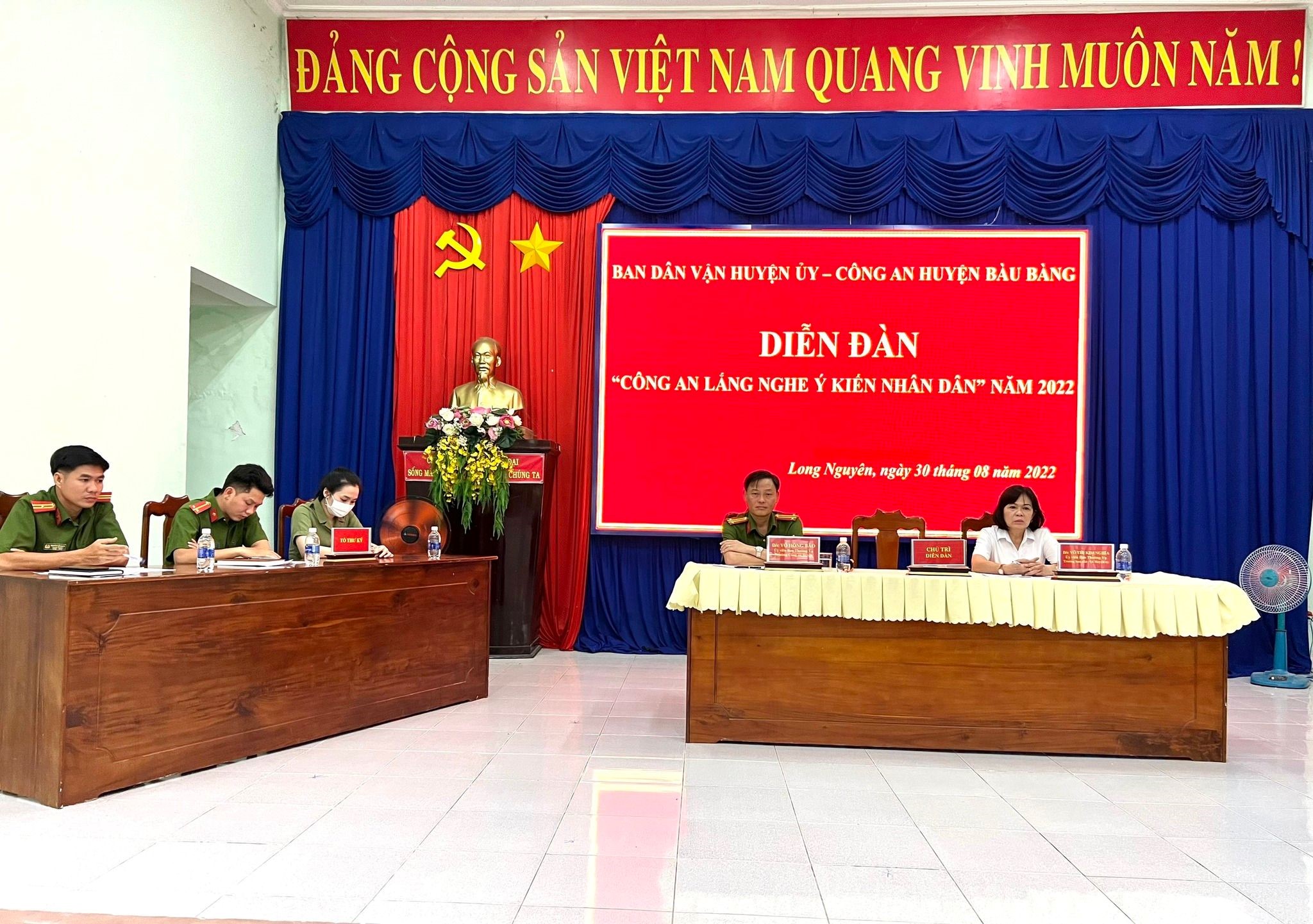 Bàu Bàng tổ chức Diễn đàn “Công an lắng nghe ý kiến nhân dân năm 2022” tại xã Long Nguyên