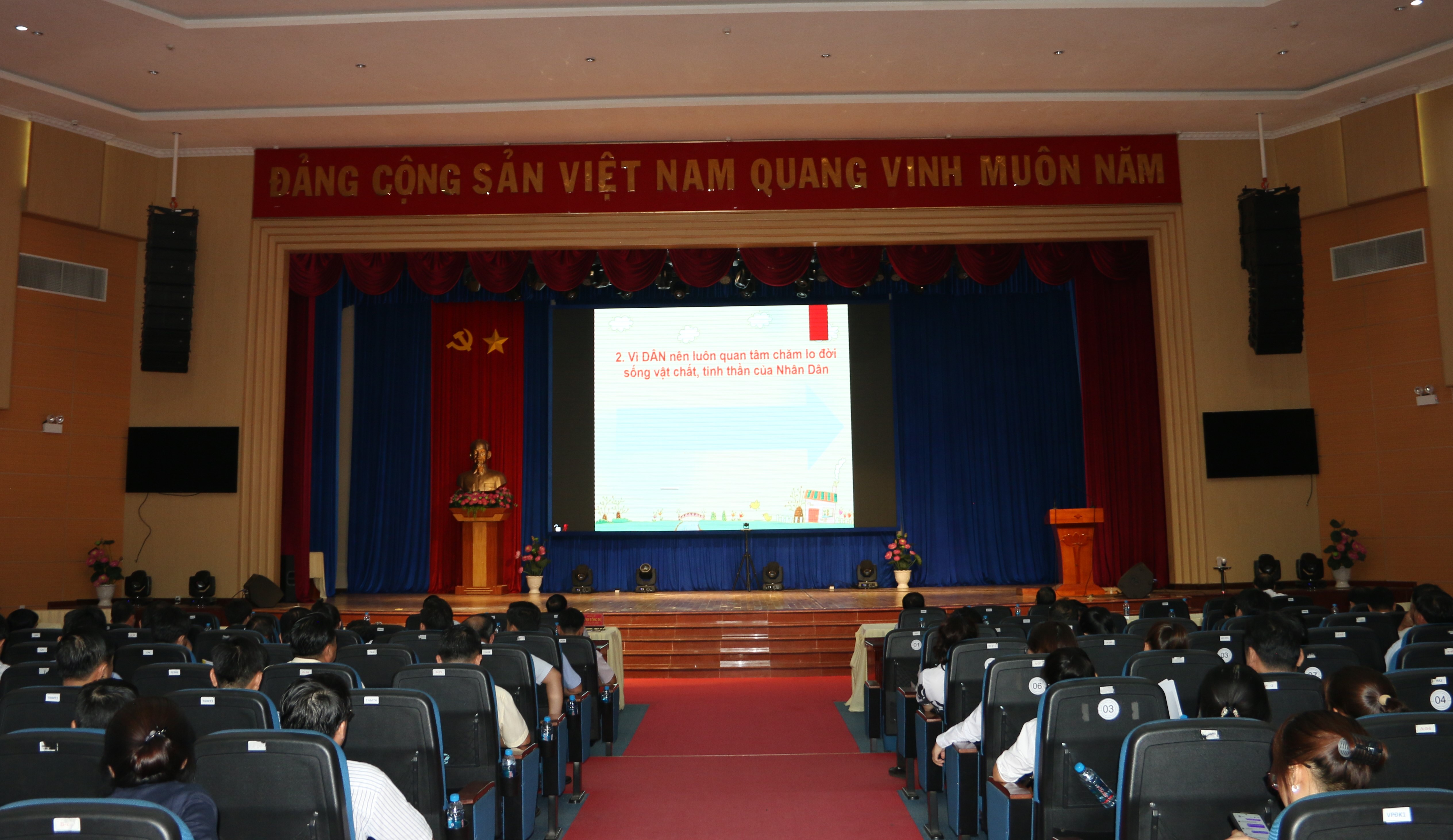 Triển khai chuyên đề học tập và làm theo tư tưởng, đạo đức, phong cách Hồ Chí Minh năm 2023.