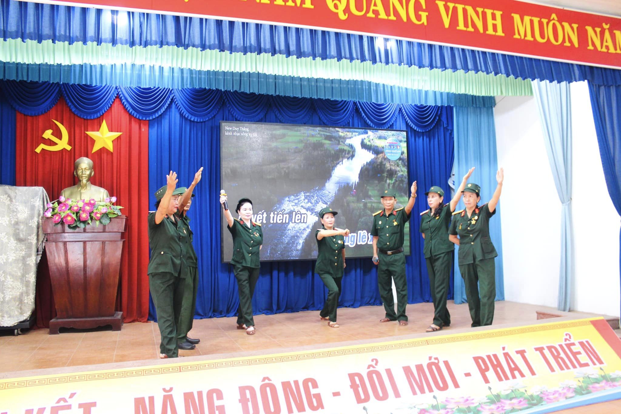 Hội Cựu chiến binh xã Hưng Hòa ôn lại truyền thống kỷ niệm 48 năm Ngày giải phóng miền nam, thống nhất đất nước 30/4/1975 - 30/4/2023.