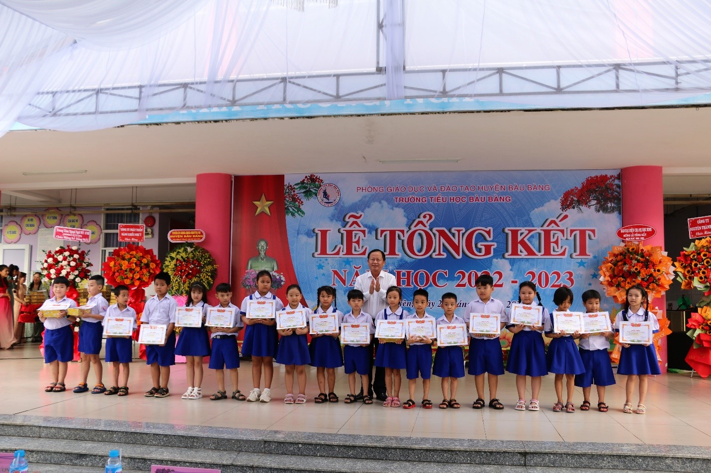 Trường Tiểu học Bàu Bàng tổ chức Lễ Tổng kết năm học 2022 – 2023.