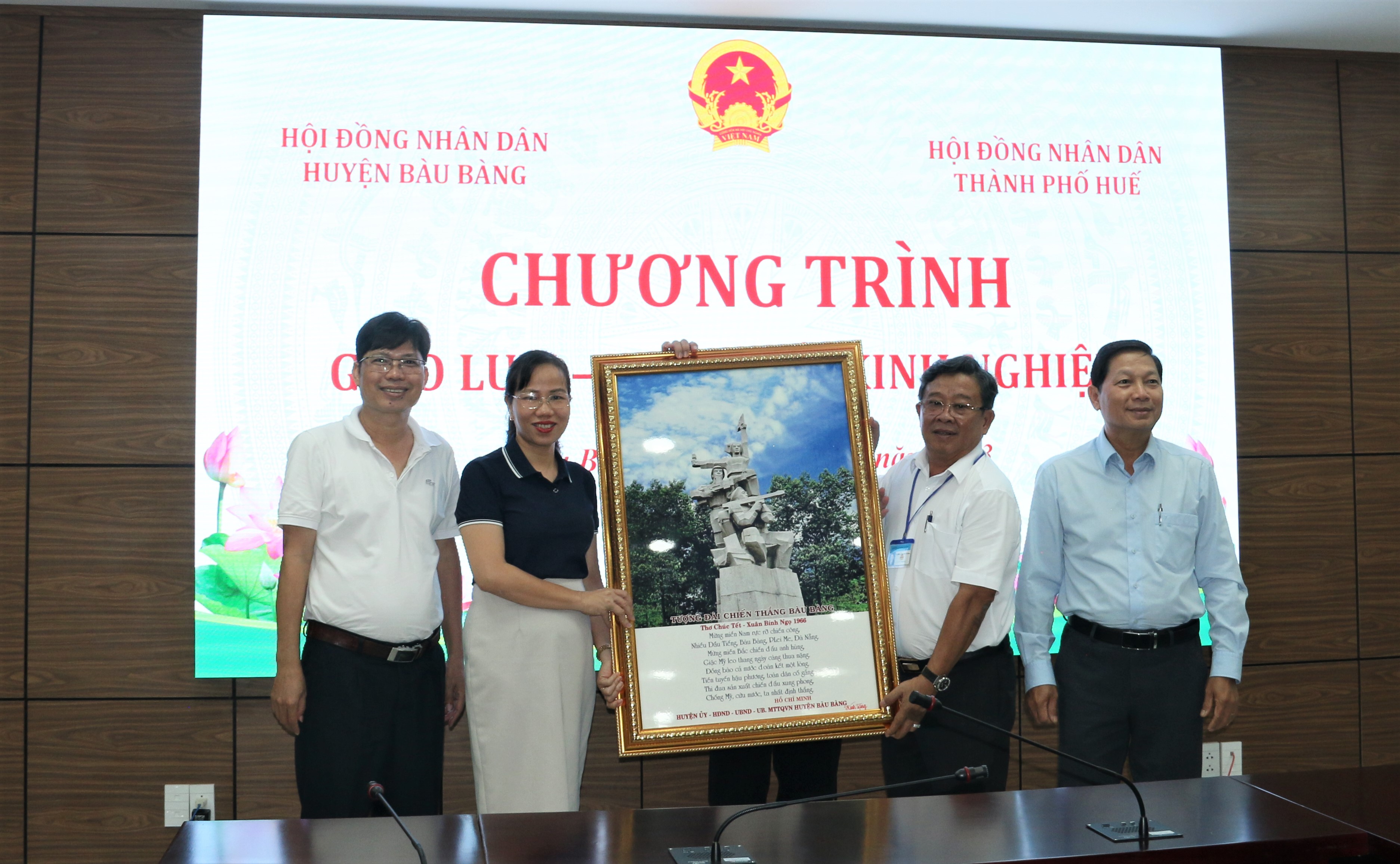 Huyện Bàu Bàng tiếp đoàn công tác của HĐND TP Huế, tỉnh Thừa Thiến Huế.