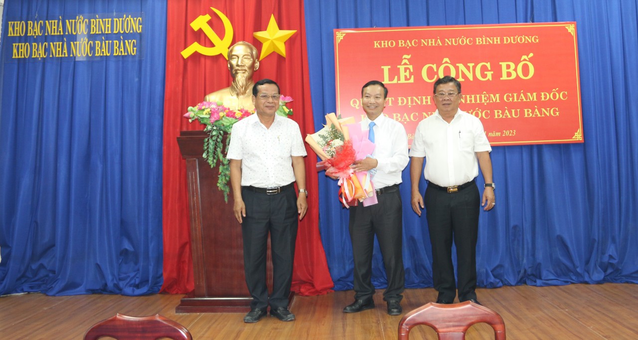Công bố quyết định Giám đốc KBNN huyện Bàu Bàng