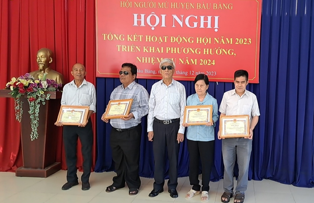 Hội Người mù huyện Bàu Bàng tổ chức hội nghị tổng kết hoạt động công tác hội và triển khai nhiệm vụ năm 2024