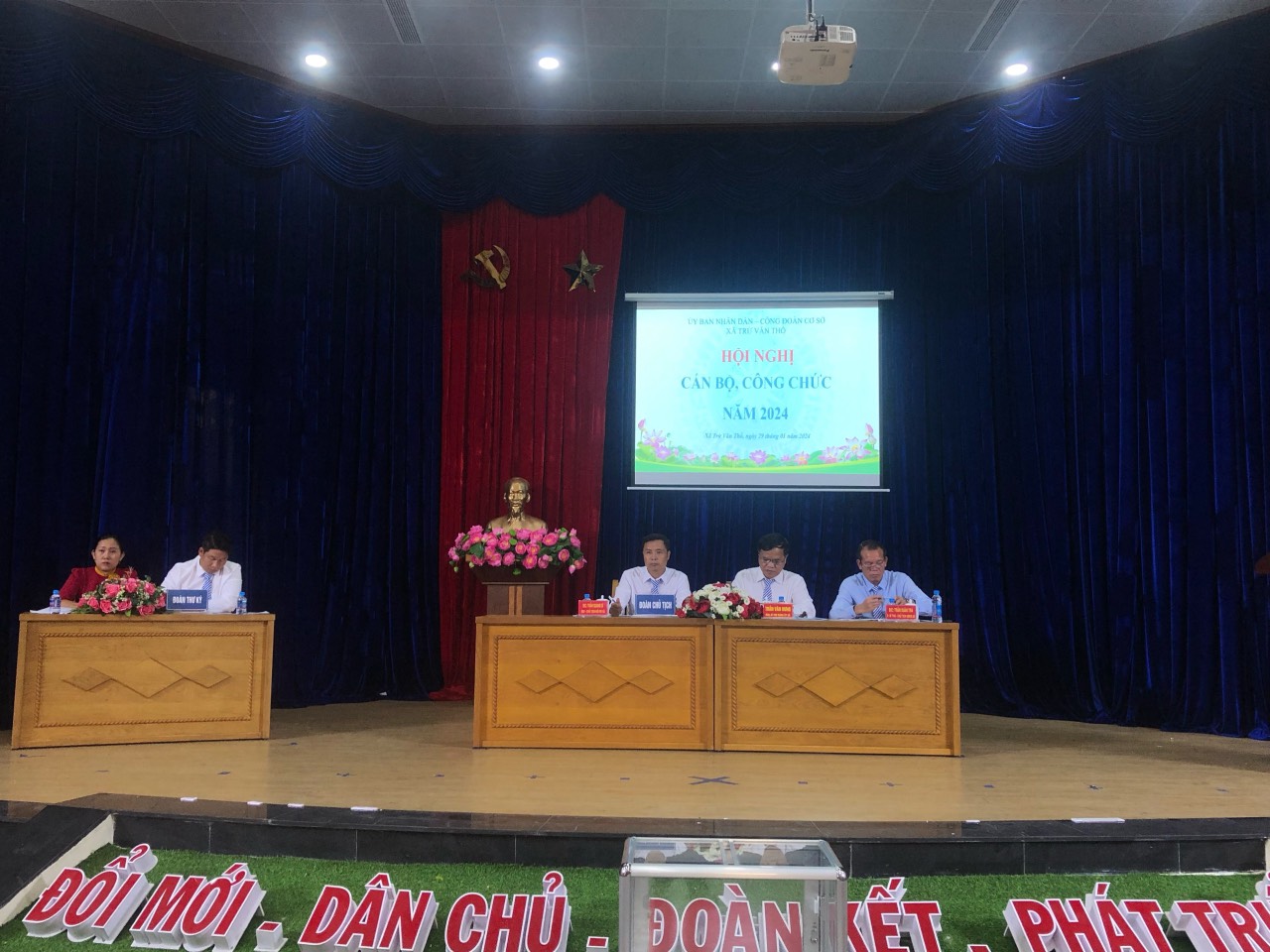 Thực hiện Kế hoạch của UBND huyện Bàu Bàng về việc tổ chức Hội nghị cán bộ, công chức năm 2024