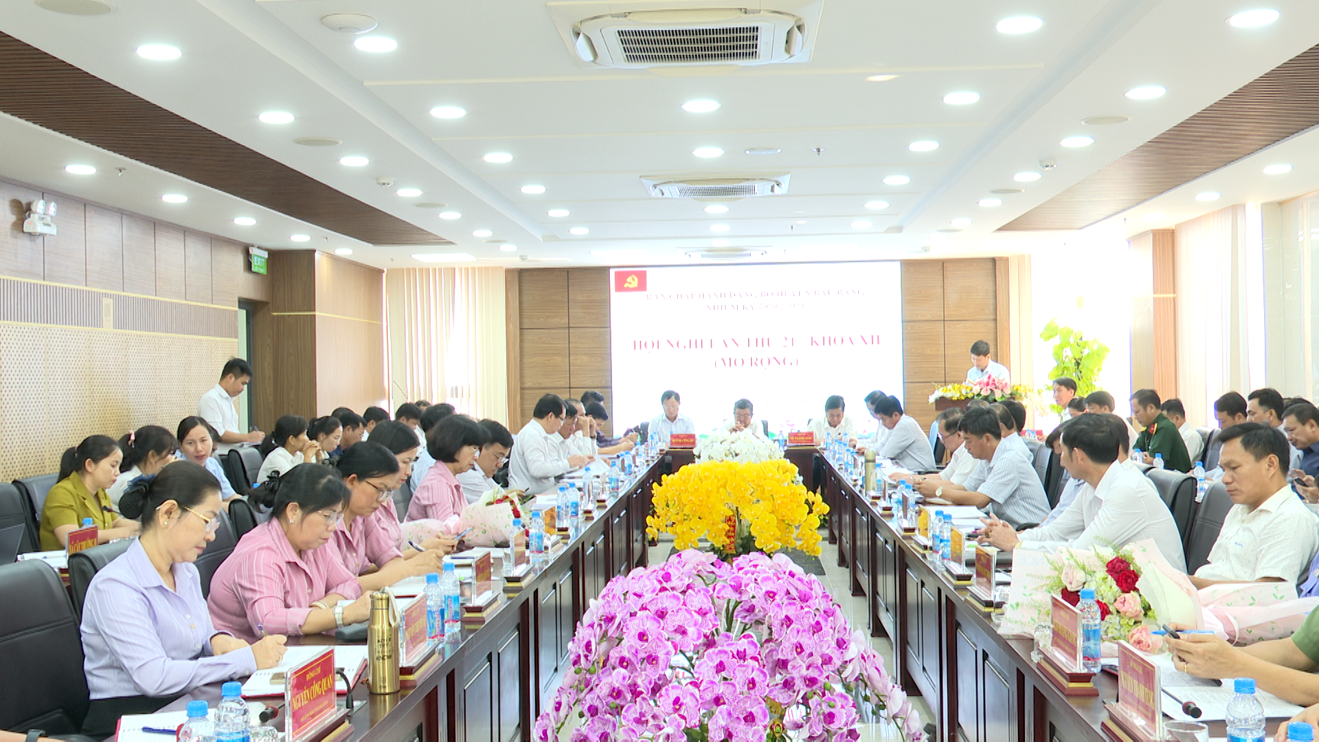 Huyện Bàu Bàng tổ chức Hội nghị Ban Chấp hành Đảng bộ huyện lần thứ 21 - khóa XII (mở rộng)