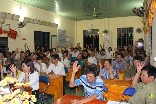 Tổ chức lấy ý kiến nhận xét và tín nhiệm của cử tri nơi cư trú tại xã Lai Hưng