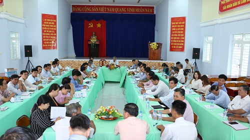 Lãnh đạo huyện Bàu Bàng buổi làm việc với lãnh đạo Đảng ủy, UBND xã Long Nguyên