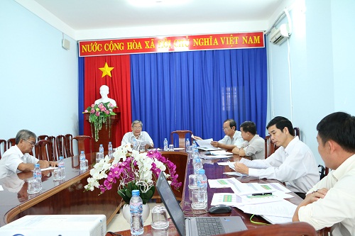 Triển khai thực hiện Kế hoạch chào mừng Tết Nguyên đán năm 2017 và kỷ niệm 87 năm thành lập Đảng cộng sản Việt Nam (3/2/1930 – 3/2/2017)