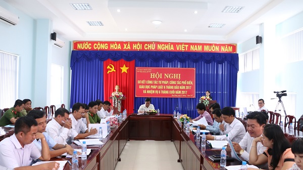 Phòng Tư pháp huyện Bàu Bàng tổ chức Hội nghị sơ kết thực hiện công tác Tư pháp, công tác phổ biến giáo dục pháp luật 6 tháng đầu năm 2017 và nhiệm vụ 6 tháng cuối năm 2017