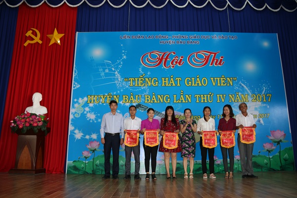 Huyện Bàu Bàng tổ chức Hội thi “Tiếng hát người giáo viên” lần thứ IV/2017