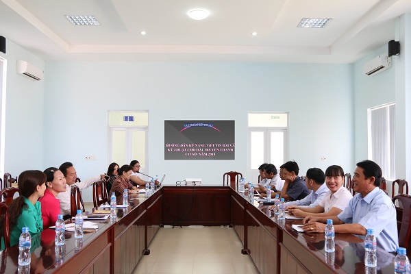 Đài Truyền thanh huyện Bàu Bàng tổ chức lớp tập huấn kỹ năng viết tin bài và kỹ thuật cho Đài truyền thanh cơ sở năm 2018