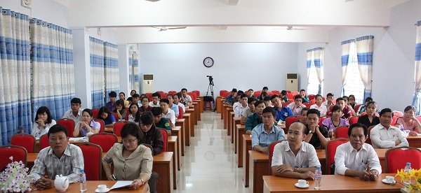 Trung tâm Bồi dưỡng Chính trị huyện Bàu Bàng khai giảng lớp bồi dưỡng đối tượng kết nạp Đảng đợt II năm 2018
