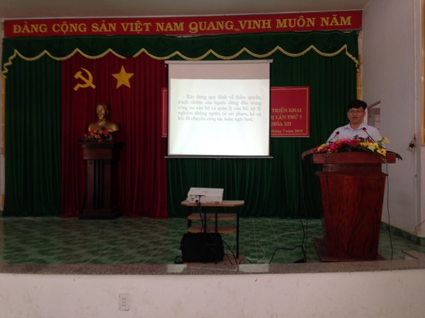 Đảng ủy xã Lai Uyên tổ chức Hội nghị học tập quán triệt triển khai thực hiện các Nghị quyết Trung ương 7 khóa XII