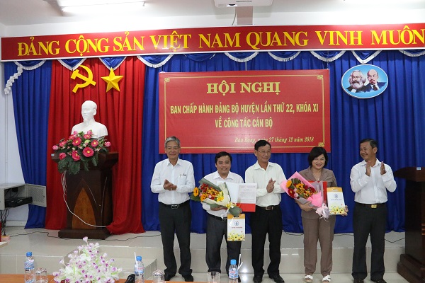 Huyện ủy Bàu Bàng tổ chức Hội nghị Ban Chấp hành Đảng bộ lần thứ 22, Khóa XI về công tác cán bộ