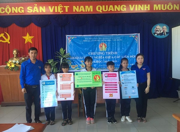 Chương trình giao lưu kết nghĩa giữa các Hội đồng Đội, Liên đội trên địa bàn huyện Bàu Bàng năm học 2018 – 2019.