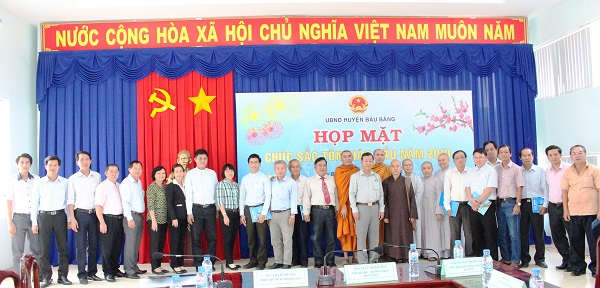 Huyện Bàu Bàng tổ chức Họp mặt chức sắc tôn giáo đầu năm Kỷ Hợi 2019