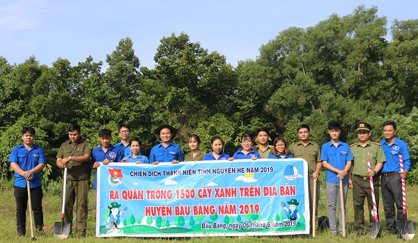 Huyện Đoàn Bàu Bàng ra quân chiến dịch thanh niên tình nguyện hè