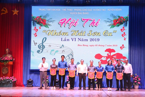 Bàu Bàng tổ chức Hội thi “Nhóm hát Sơn ca” huyện Bàu Bàng lần VI năm 2019