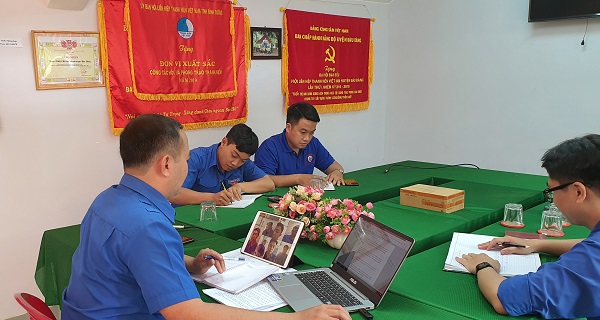 Huyện đoàn Bàu Bàng tổ chức họp giao ban trực tuyến với các đoàn xã