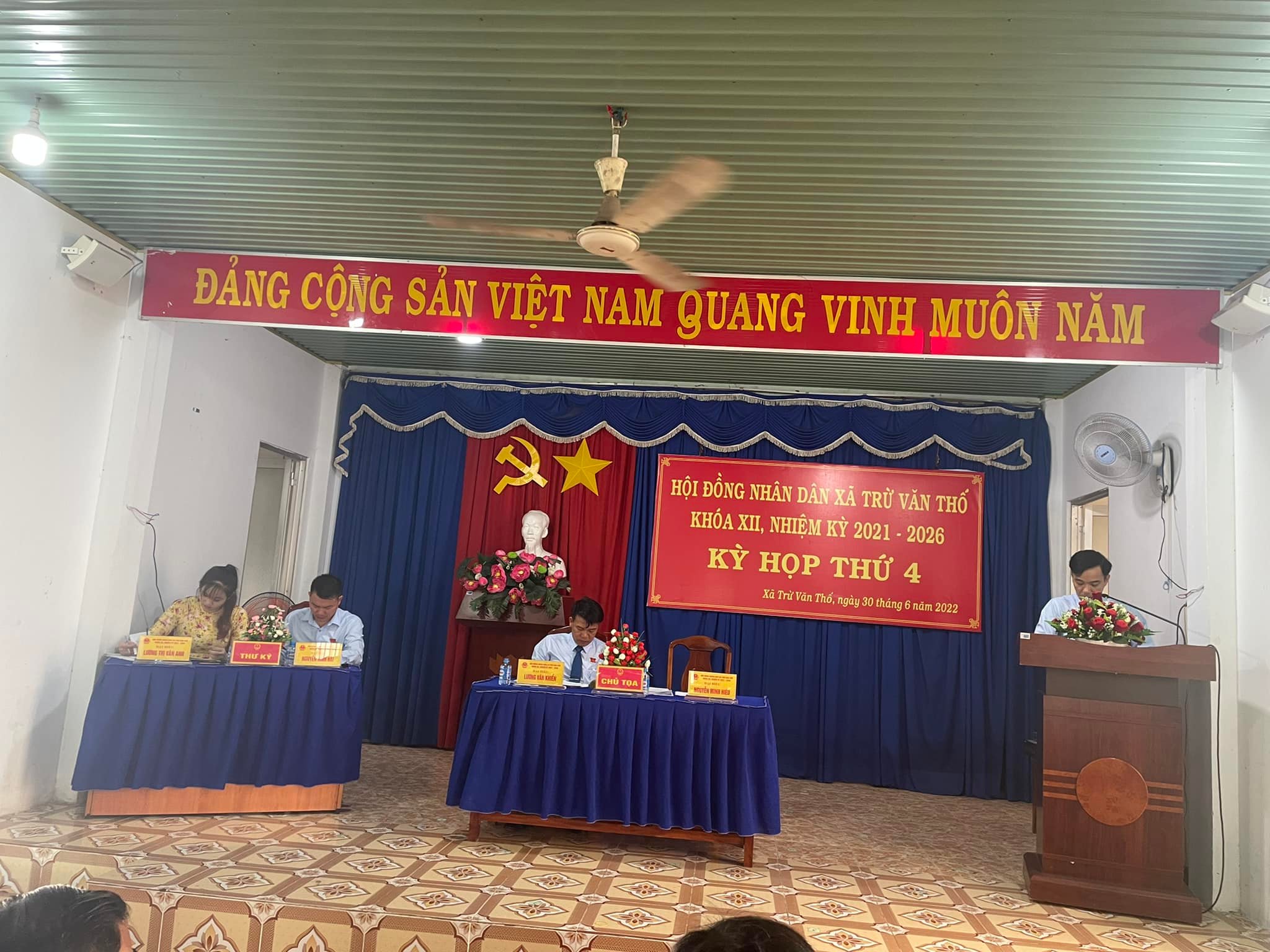 Tổ chức thành công Kỳ họp thứ 4 HĐND xã Trừ Văn Thố, Khóa XII, nhiệm kỳ 2021-2026.