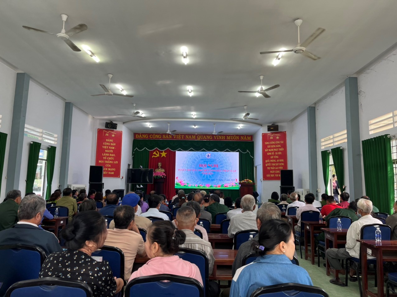 Thị trấn Lai Uyên phối hợp tham gia Hội nghị tuyên truyền pháp luật lưu động năm 2022
