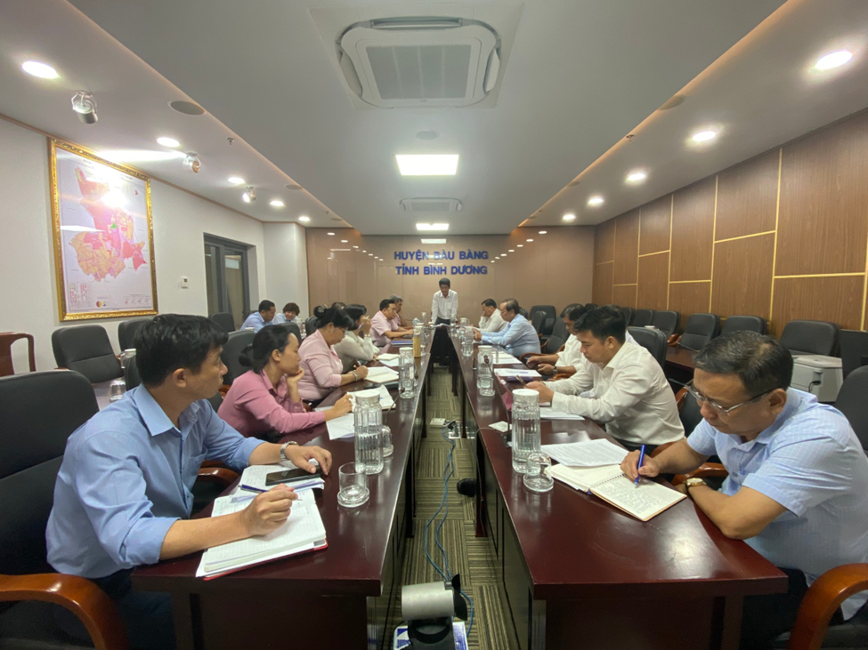 Ban đại diện Hội đồng quản trị ngân hàng chính sách xã hội huyện Bàu Bàng họp đánh giá kết quả hoạt động của Ban đại diện quý I, triển khai phương hướng nhiệm vụ quý II năm 2024