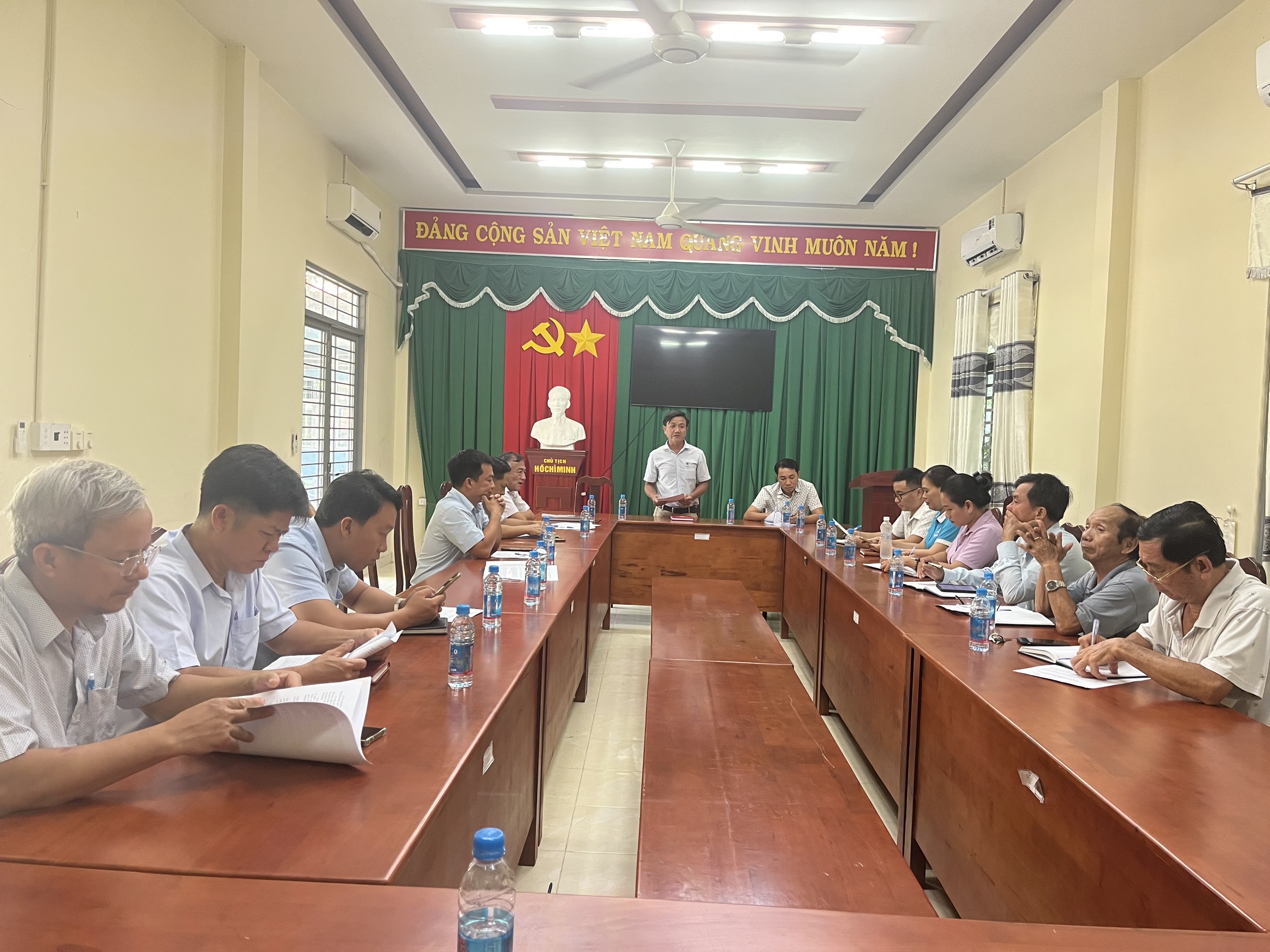 HĐND thị trấn giám sát về kết quả thực hiện quản lý nhà nước về bảo vệ môi trường của UBND thị trấn Lai Uyên