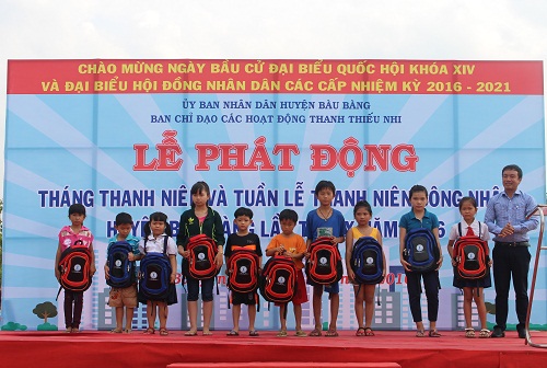 Lễ phát động tháng công nhân và tuần Lễ thanh niên công nhận huyện Bàu Bàng năm 2016