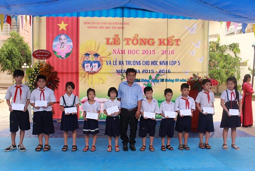 11 trường tiểu học trên địa bàn huyện Bàu Bàng tổng kết năm học 2015-2016