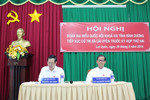 Đại biểu Quốc hội khóa 14 của tỉnh Bình Dương tiếp xúc cử tri xã Lai Uyên, huyện Bàu Bàng.