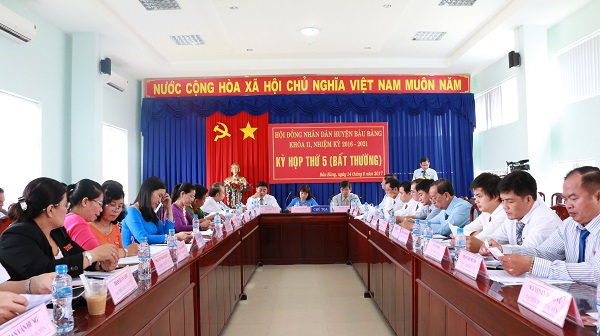 HĐND huyện Bàu Bàng Khóa II nhiệm kỳ 2016-2021 tổ chức kỳ họp lần thứ 5 (kỳ họp bất thường)