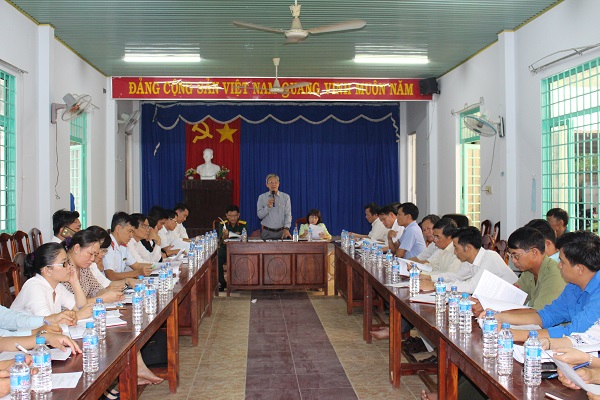 Lãnh đạo huyện Bàu Bàng làm việc với xã Trừ Văn Thố