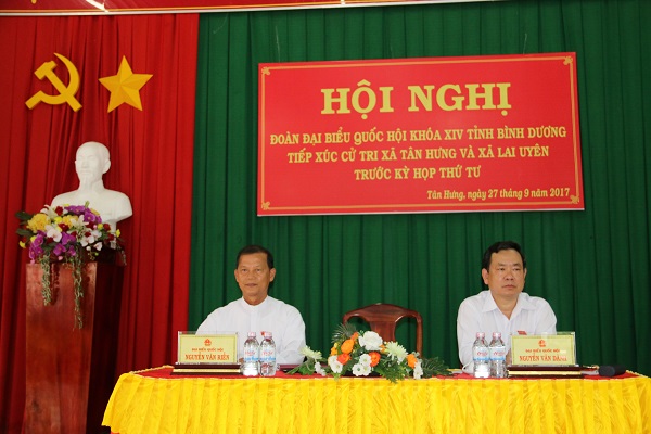Đoàn đại biểu quốc Hội tỉnh Bình Dương tiếp xúc cử tri 02 xã Tân Hưng và xã Lai Uyên, huyện Bàu Bàng