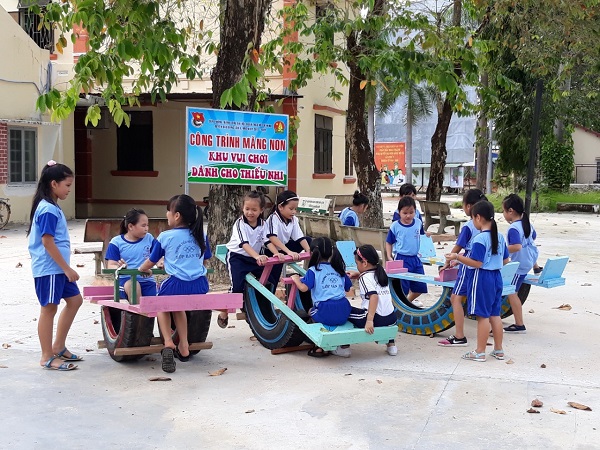 Hội đồng đội huyện Bàu Bàng xây dựng khu vui chơi cho thiếu nhi trên địa bàn dân cư
