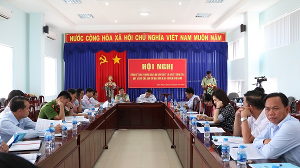 Ban chỉ đạo 389/H.BB huyện Bàu Bàng tổ chức hội nghị tổng kết đánh giá công tác chống buôn lậu, gian lận thương mại và chống sản xuất, buôn bán hàng giả năm 2017 và phương hướng nhiệm vụ năm 2018;
