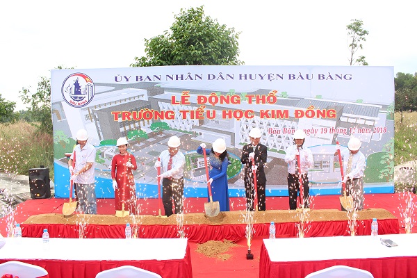 Huyện Bàu Bàng tổ chức Lễ động thổ Trường Tiểu học Kim Đồng