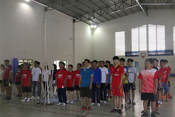 Bàu Bàng tổ chức giải cầu lông các lứa tuổi năm 2019